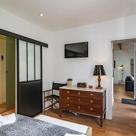 בית נופש Maison 2e Ligne Acces Prive 50m *