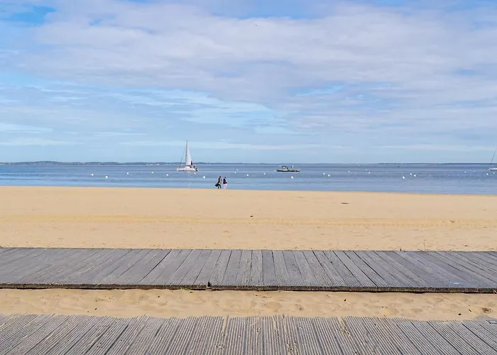 Maison 2e Ligne Acces Prive 50m Ferienhaus *