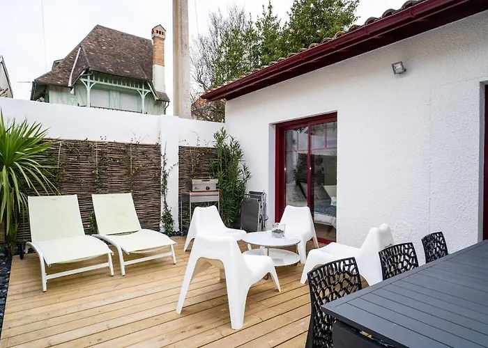 Maison 2e Ligne Acces Prive 50m *